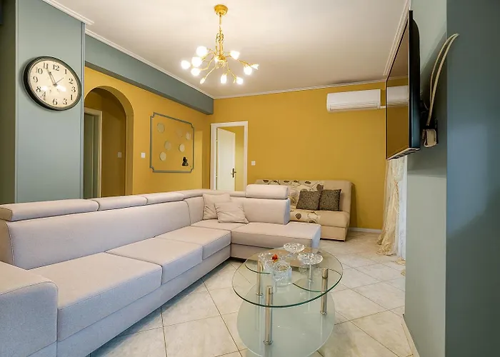 Gpx Clr-xl & Parking Larissa